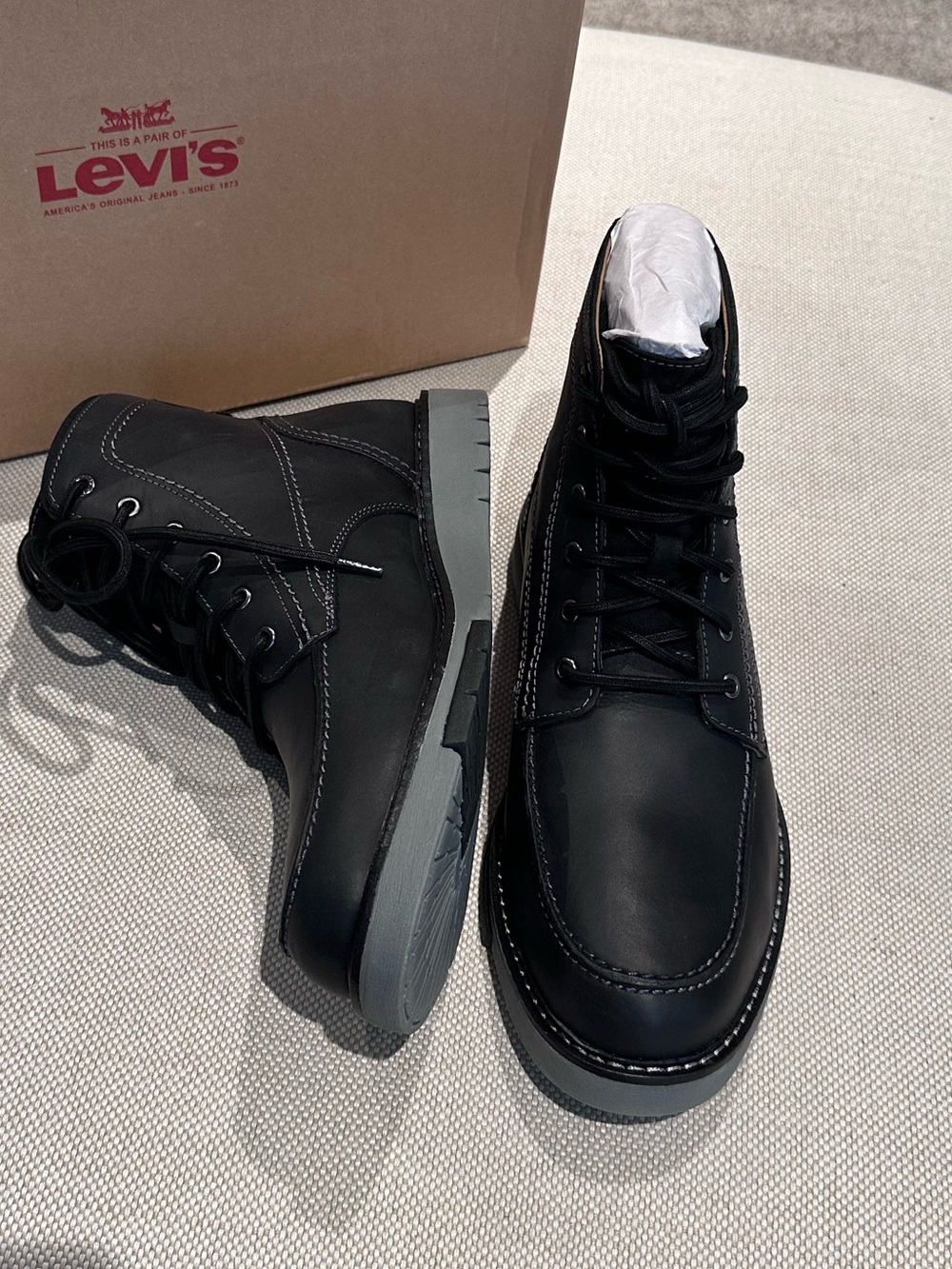 LEVIS Men's size 8 Black Leather Daleside Lace-Up Boots NEW retail $148
